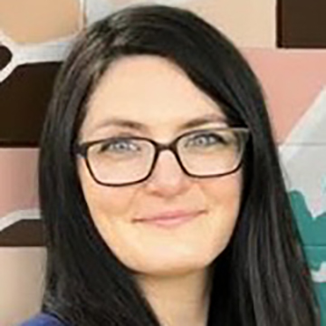Madalyn Bach Headshot
